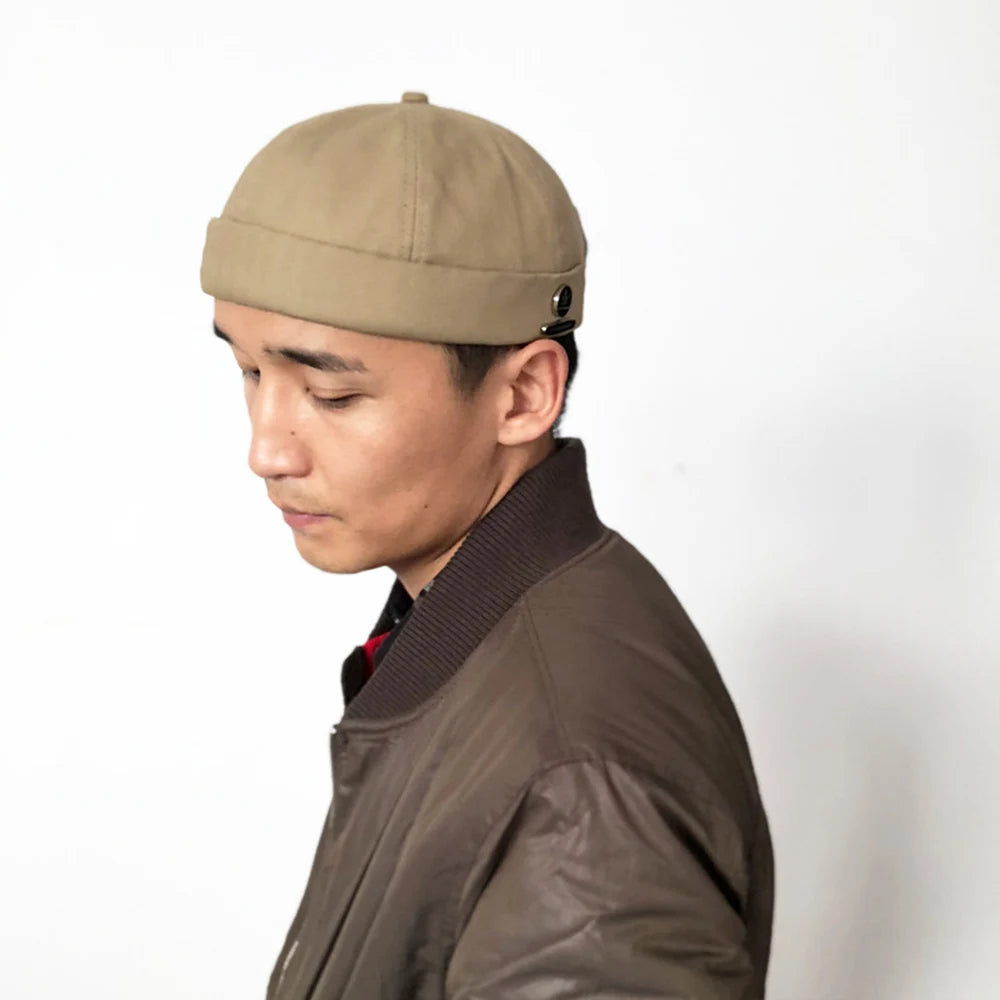 Fashion Men Women Docker Brimless Caps Hat Retro Maple Leaf Icon Melon Beanie Hats Outdoor Street Style Spring Summer Skullcap