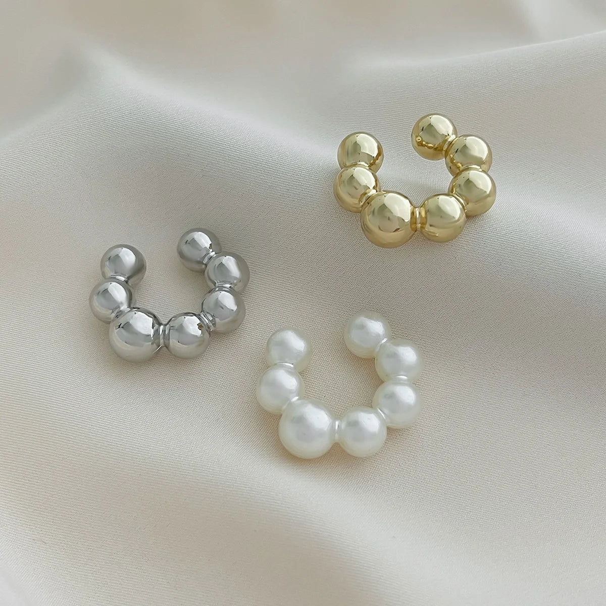 Three Pieces Set Pearls Without Ear Holes Clip Earrings for Women Fashion Customized Jewelry Minimalist Accessories Wholesale