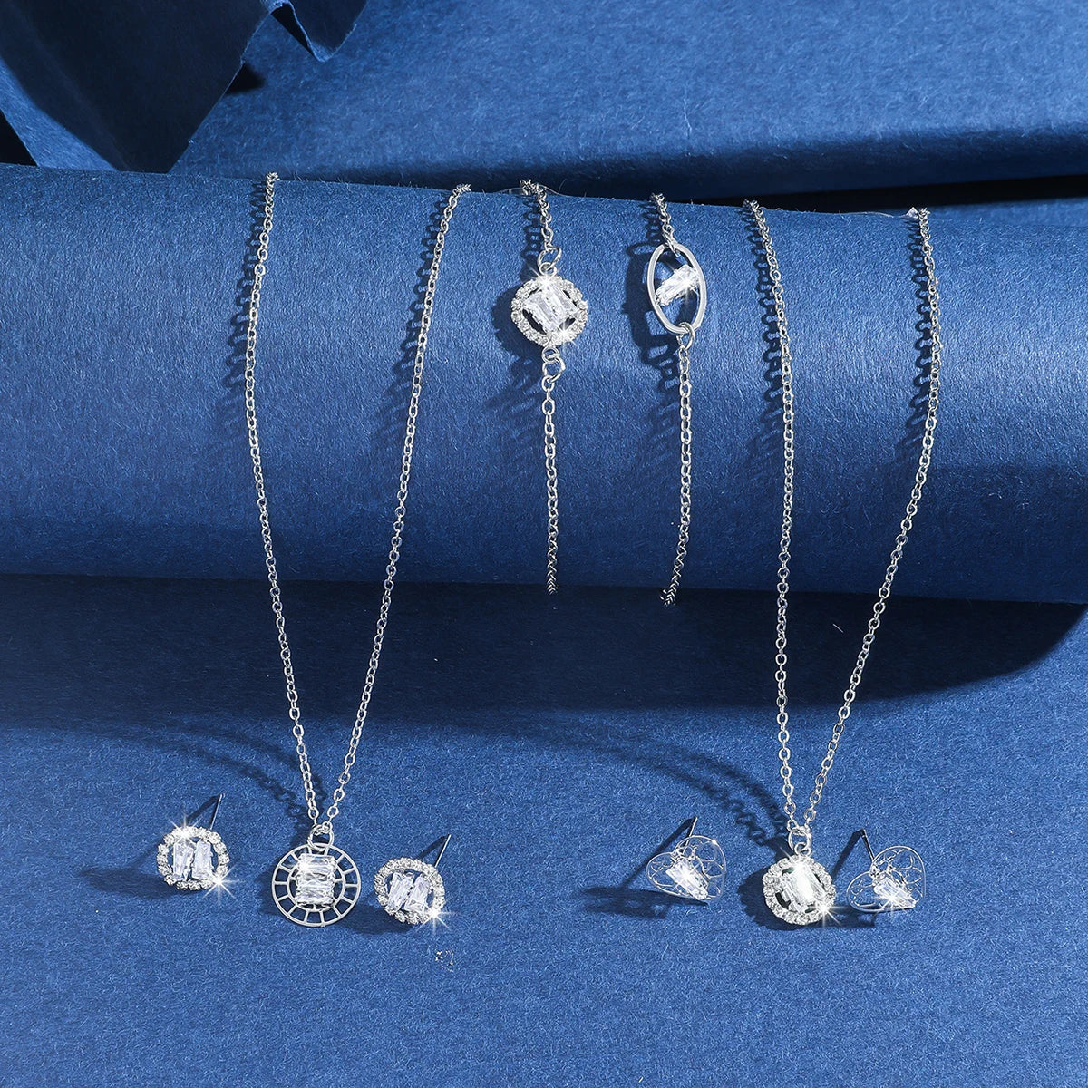 European and American cross-border popular gentle jewelry necklace earrings bracelet necklace accessories