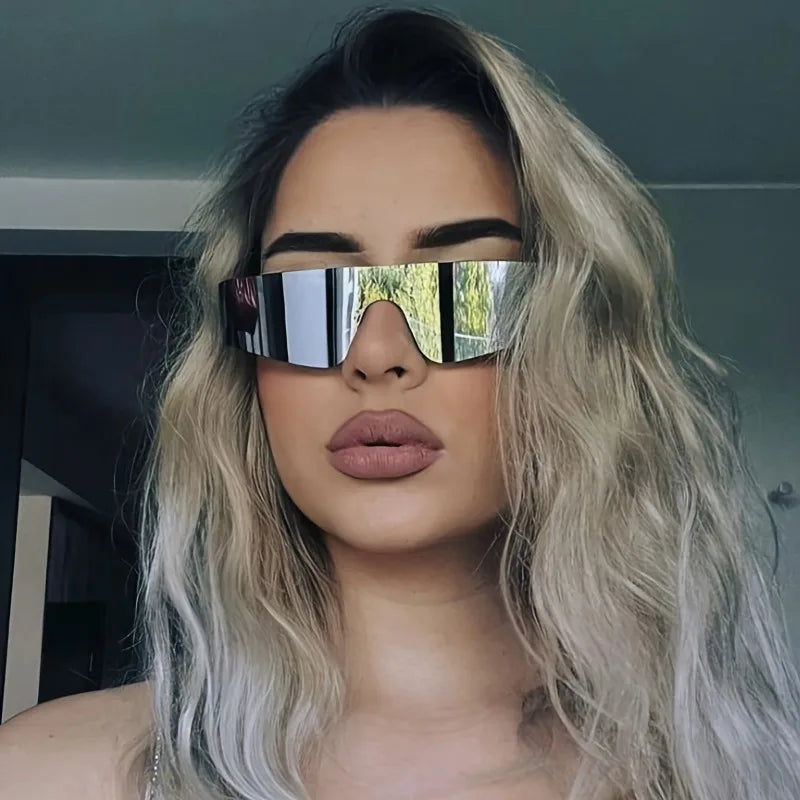 Fashionable Punk Sports Goggles With A Techy And Spicy Style, Featuring A Frameless Design Popular In Europe And America.