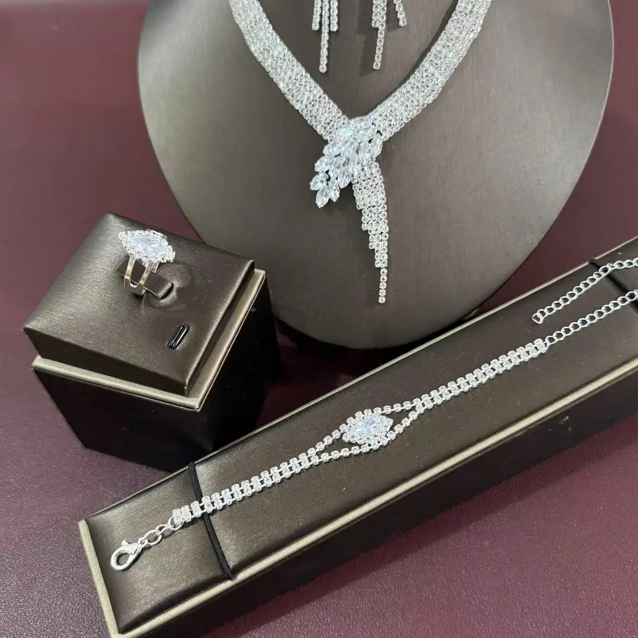 European and American 5-piece necklace set, earring bracelet, ring jewelry set, banquet dress jewelry set